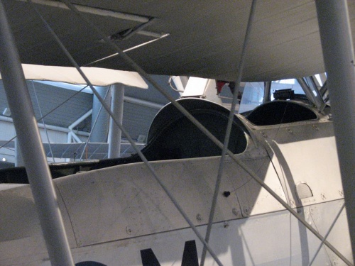 Фотообзор - британский бомбардировщик/торпедоносец Fairey Swordfish (42 фото)