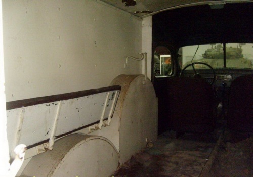 Фотообзор - американский санитарный автомобиль Dodge WC54 (42 фото)