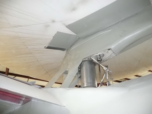 Фотообзор - асериканский самолет электронной разведки Grumman E-2C Hawkeye (146 фото)