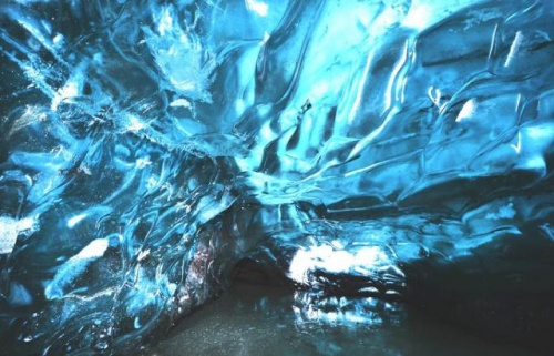 Ледяные пещеры ледника Ватнаёкюдль (34 фото)