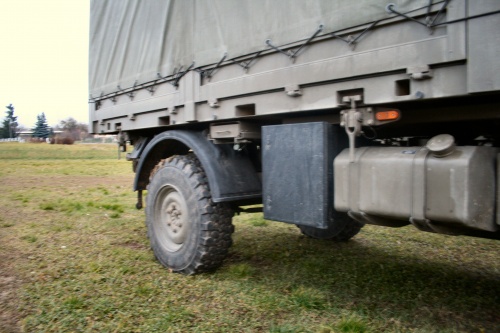 Фотообзор - немецкий грузовик Mercedes Unimog U4000 (44 фото)