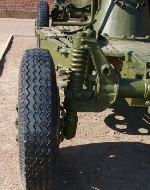 Фотообзор - советская 85-мм зенитная пушка 52-К (33 фото)