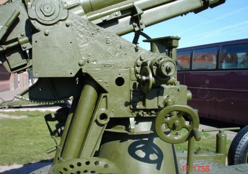 Фотообзор - советская 85-мм зенитная пушка 52-К (33 фото)