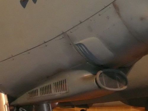 Фотообзор - британский бомбардировщик De Haviland DH.98 Mosquito (42 фото)