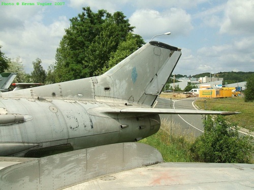 Фотообзор - советский истребитель МИГ-19С (35 фото)
