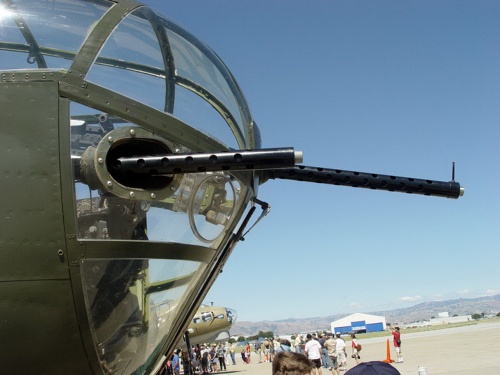 Фотообзор - американский средний бомбардировщик B-25J (76 фото)