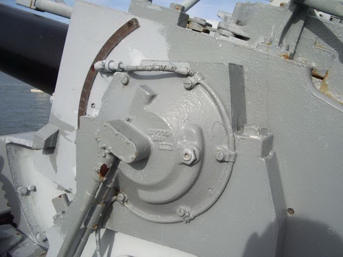 Фотообзор - американское морское орудие US 5