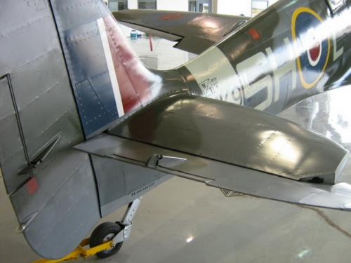 Фотообзор - британский истребитель Supermarine Spitfire Mk.IX (28 фото)
