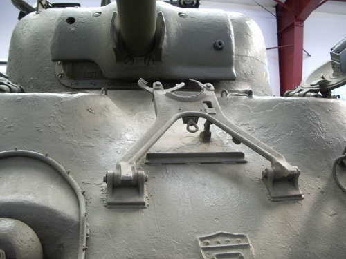 Фотообзор - американский средний танк M4A1 Sherman (55 фото)