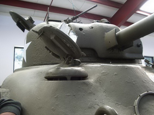 Фотообзор - американский средний танк M4A1 Sherman (55 фото)
