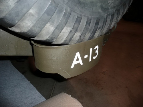 Фотообзор - Американский армейский автомобиль повышенной проходимости M151A2 M.U.T.T. (105 фото)