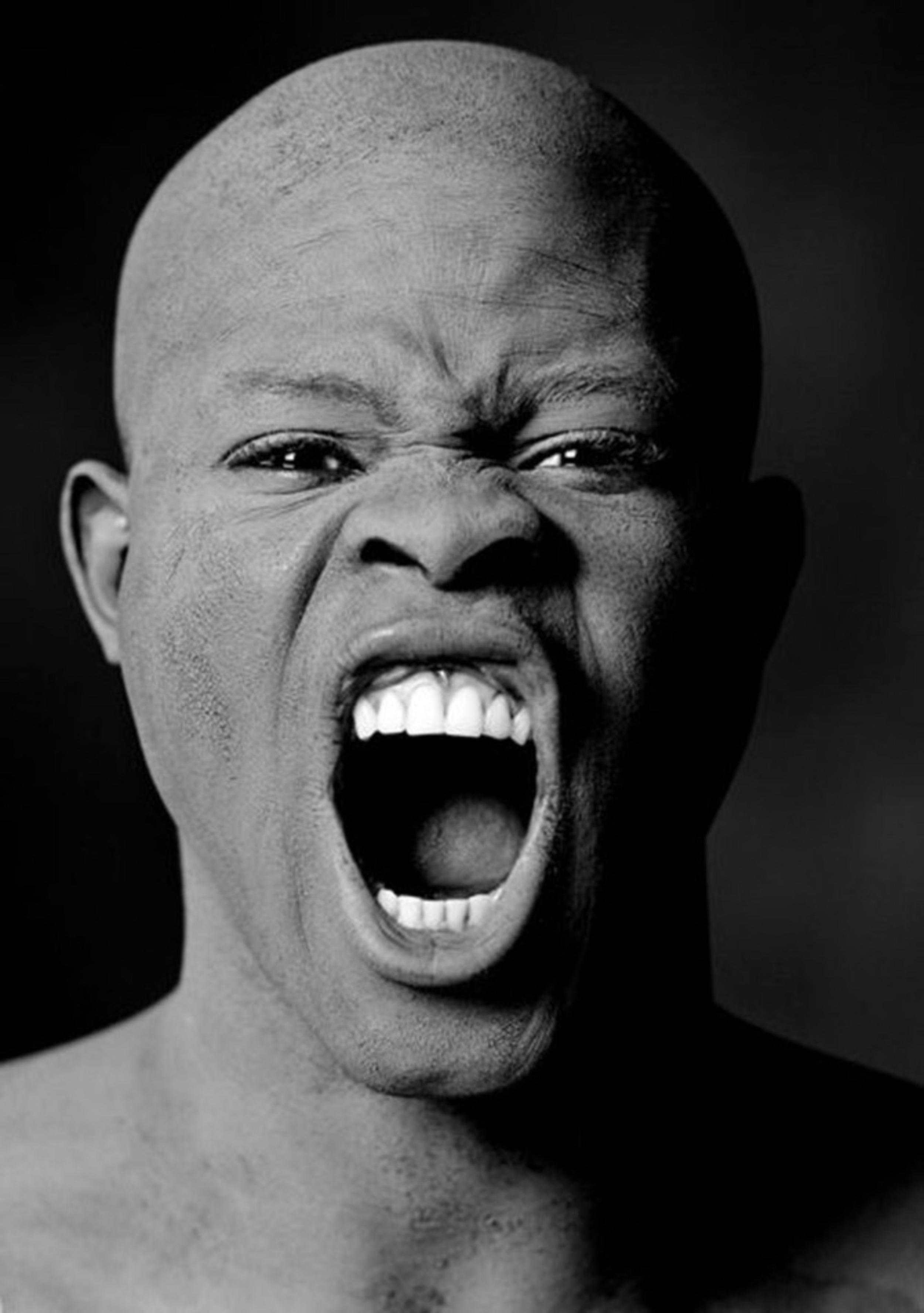 Черный афроамериканец. Фотограф Грег горман. Черный человек. Эмоции негра.
