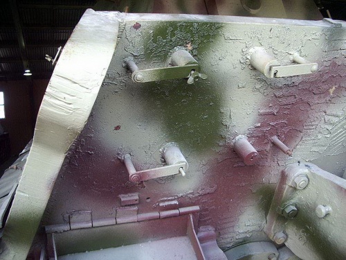 Фотообзор - немецкий тяжелый танк PzKpfw VIB KingTiger (34 фото)