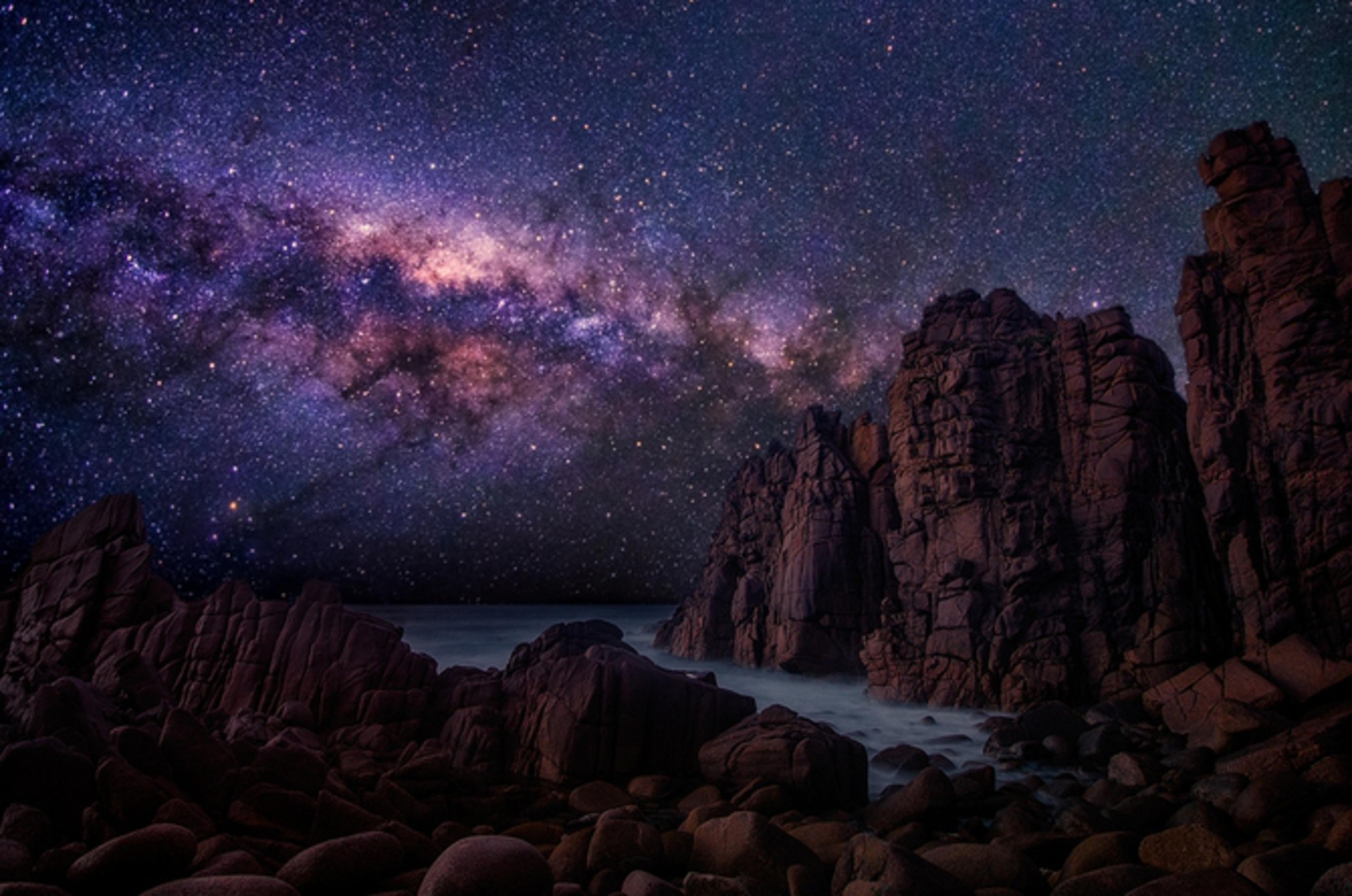 Звездное море существует. Звездное небо Линкольна Харрисона. Ночное небо. Море и звезды. Звезда с неба.