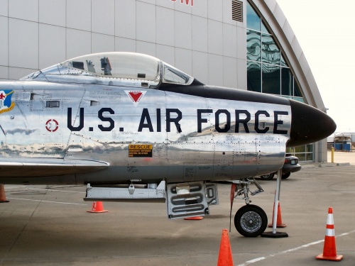 Фотообзор - американский истребитель North American F-86D Sabre Dog (22 фото)