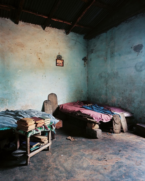 Проект фотографа Джеймса Моллисона - Где спят дети (41 фото)
