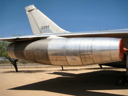 Фотообзор - американский бомбардировщик Convair B-58A Hustler (34 фото)