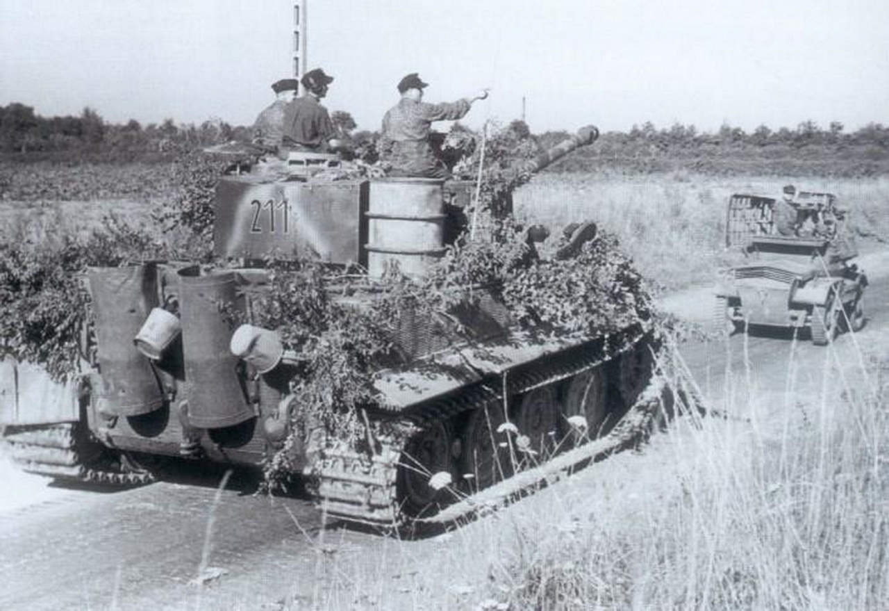 Ss tanks. Танк тигр 1944.
