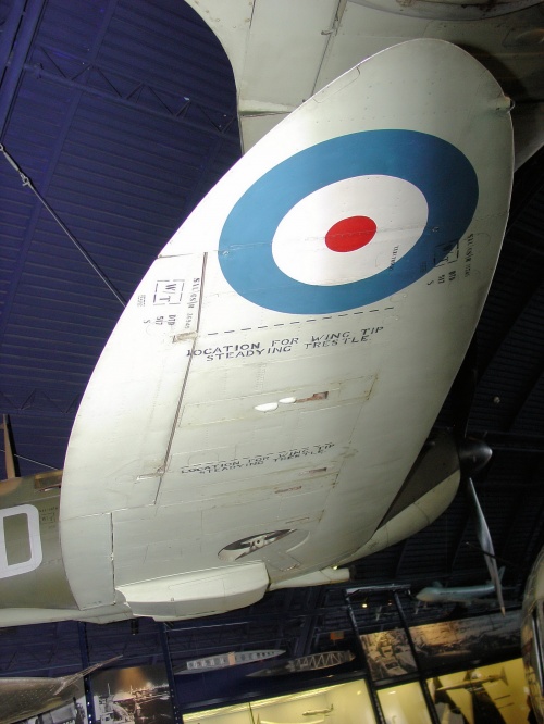 Фотообзор - британский истребитель Supermarine Spitfire MK1A (P9444) (38 фото)