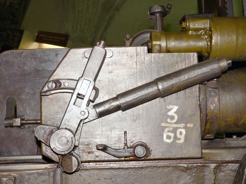 Фотообзор - советская противотанковая пушка ЗИС-3 образца 1942 грода (186 фото)