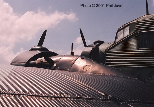 Фотообхзор - немецкий транспортный самолет Ju-52 (32 фото)