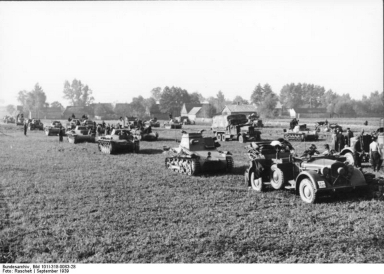 Польша сентябрь 1939 года. Польская кампания вермахта 1939. Польская танковая дивизия 1939. Фотографии польской кампании 1939. Территория Германии в 1939 году.