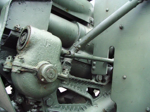 Советская 76-мм дивизионная пушка ЗИС-3 (29 обоев)