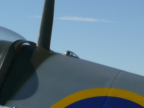 Английский истребитель Spitfire MK IX (78 фото)
