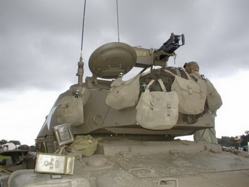 Фотообзор - американский легкий танк M24 Chaffee (25 фото)