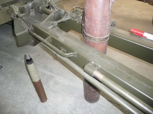 Фотообзор - американская пушка калибра 75mm M1897 on M2A3 (54 фото)