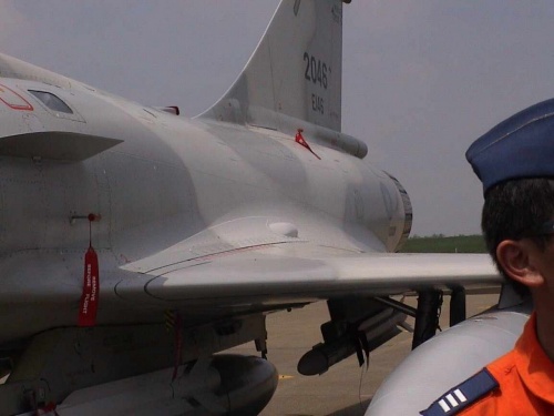 Фотообзор - французский истребитель Mirage 2000-5 (54 фото)