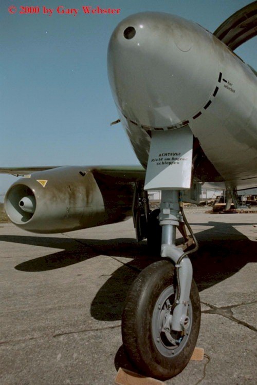 Фотообзор - немецкий истребитель Me 262 B-1a (24 фото)