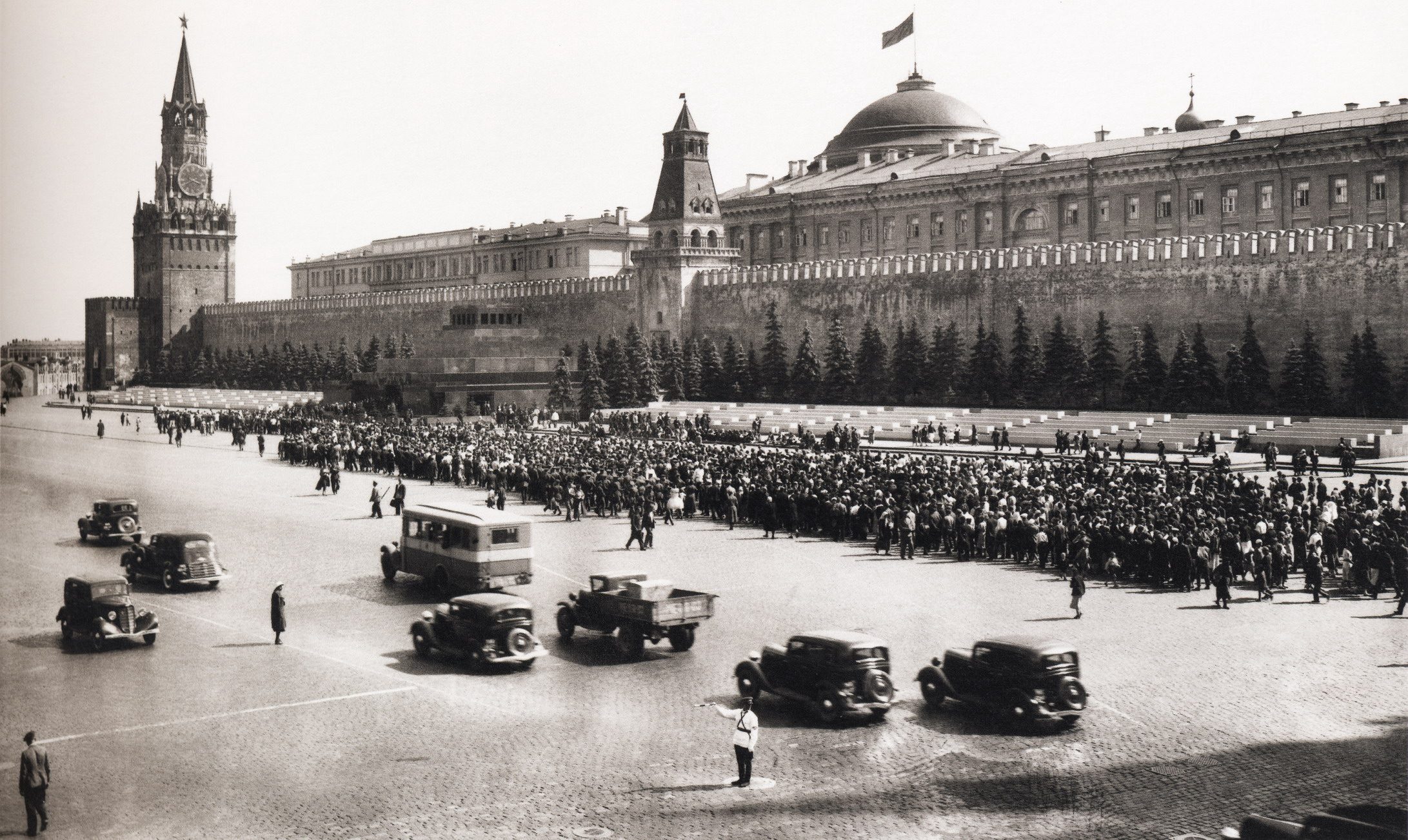 Москва стала столицей ссср в году. Москва 1937 Кремль. Москва 1930 Кремль. Москва 1918 год столица.