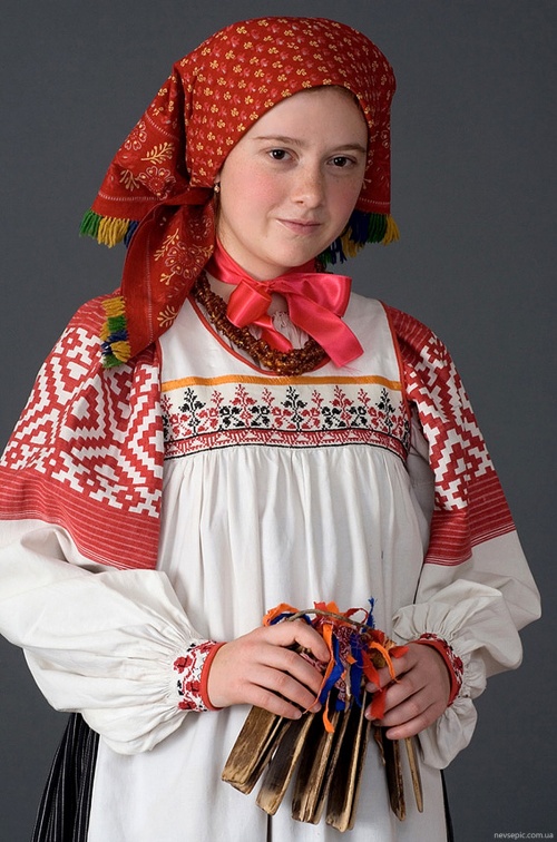 Русский национальный костюм (21 фото)