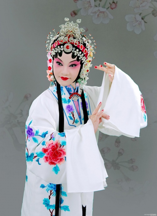 Китайский национальный костюм (14 фото)
